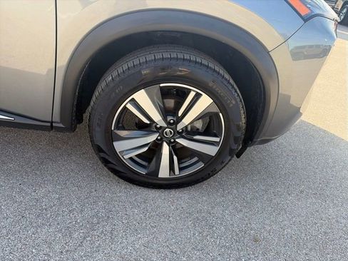 Used 2021 Nissan Rogue SL w/ Premium Package image 62