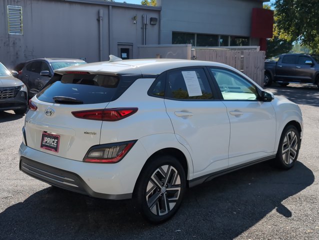 Certified 2023 Hyundai Kona Limited w/ Cargo Package FWD image 5