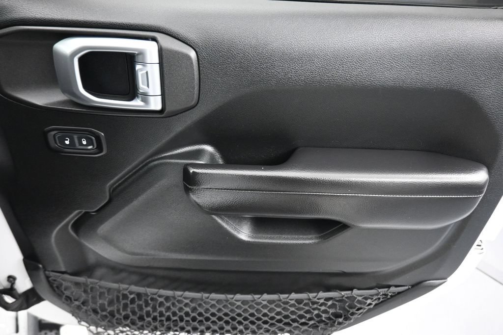 Used 2020 Jeep Wrangler Unlimited Rubicon AWD/4WD image 36