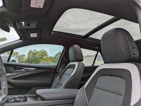 New 2025 Chevrolet Blazer EV LT w/ Super Cruise Package image 32