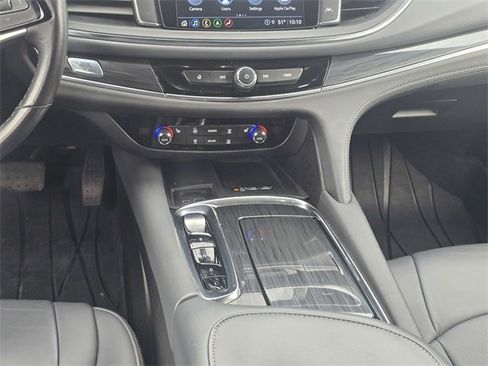 Used 2024 Buick Enclave Essence w/ Sound and Sites Package image 18