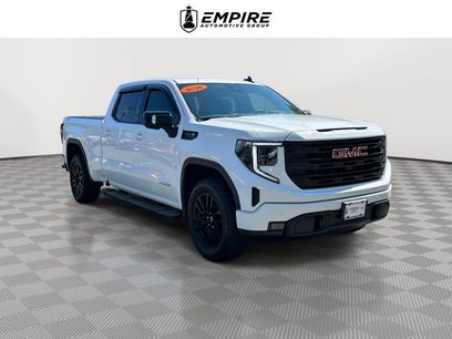 Used 2026 GMC Sierra 1500 Elevation w/ Elevation Premium Package