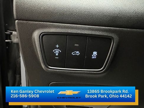 Used 2024 Hyundai Santa Cruz SE image 11