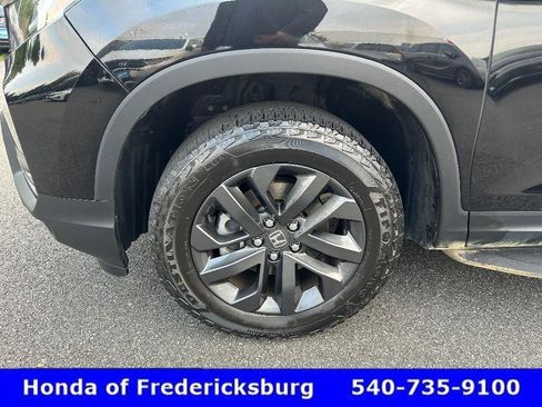 Used 2023 Honda Ridgeline Sport image 35