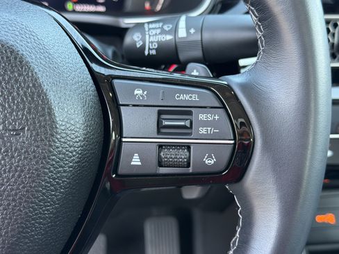 Used 2022 Honda Civic Touring image 24