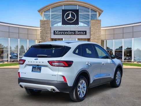 Used 2025 Ford Escape Active image 4