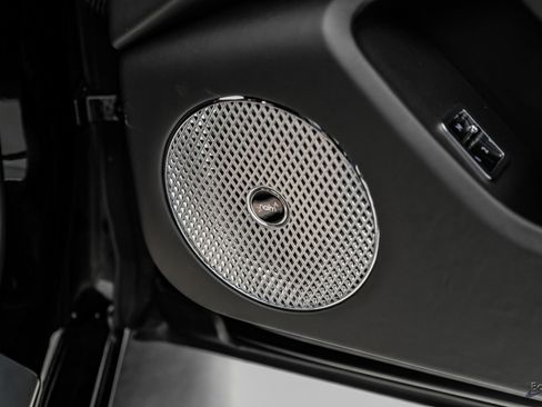 Used 2022 Bentley Flying Spur V8 AWD/4WD image 96