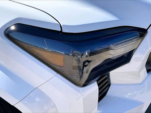 Used 2024 Toyota Tacoma SR image 25