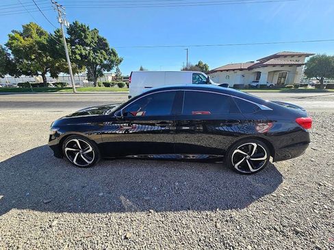 Used 2019 Honda Accord Sport image 8