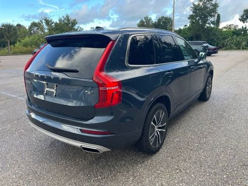 Used 2020 Volvo XC90 T6 Momentum AWD/4WD image 2
