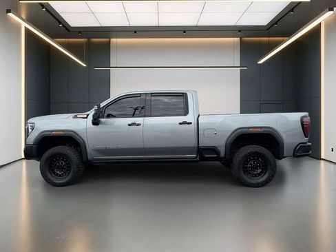 Used 2025 GMC Sierra 2500 AT4X w/ AT4X AEV Edition AWD/4WD image 2