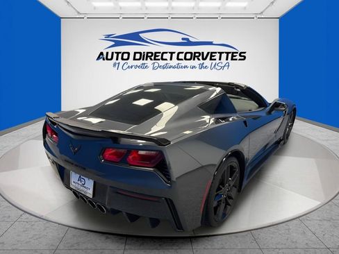Used 2018 Chevrolet Corvette Stingray Coupe w/ Carbon Flash Badge Package RWD image 10