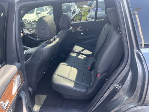 Certified 2024 Mercedes-Benz GLS 450 4MATIC w/ AMG Line Exterior image 32