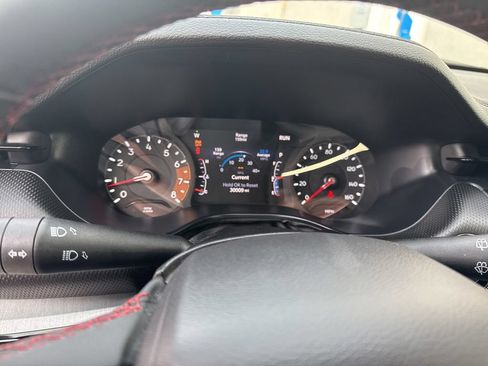 Used 2025 Jeep Compass Trailhawk AWD/4WD image 11