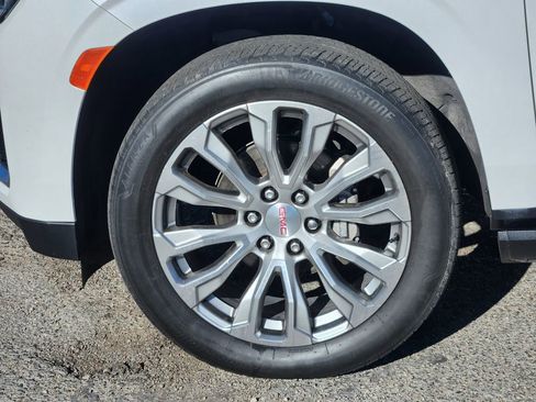 Certified 2023 GMC Yukon Denali w/ Max Trailering Package image 8