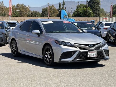 Certified 2022 Toyota Camry SE w/ Convenience Package FWD image 48