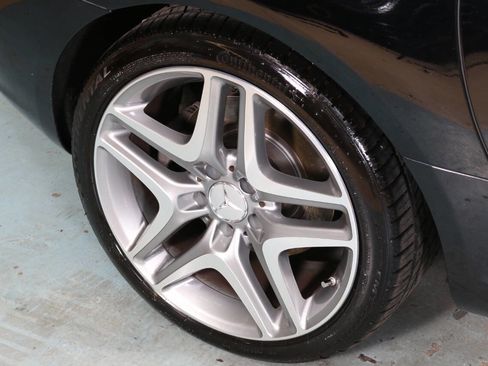 Used 2014 Mercedes-Benz SLK 250 w/ Premium Package image 18