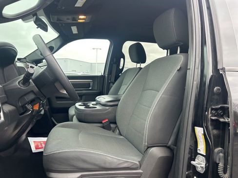 Used 2021 RAM 1500 Classic Warlock image 6