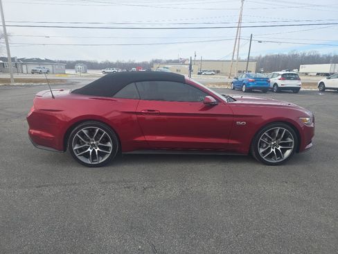 Used 2017 Ford Mustang GT Premium w/ Equipment Group 401A image 9