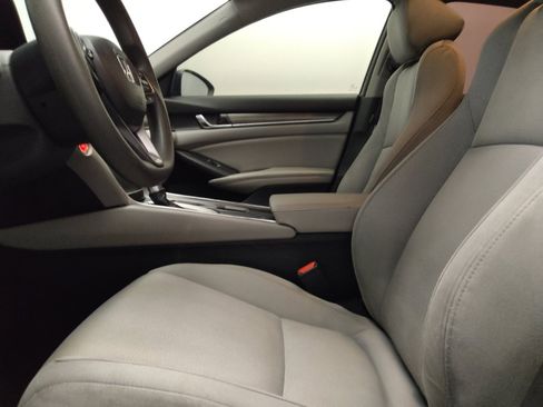 Used 2020 Honda Accord LX image 17