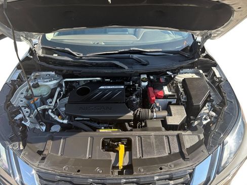 Used 2023 Nissan Rogue SV FWD image 18