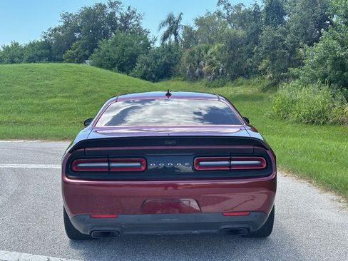 Used 2021 Dodge Challenger SRT Hellcat RWD image 8