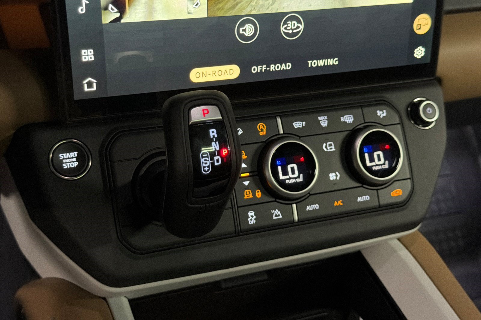 New 2026 Land Rover Defender 110 X-Dynamic SE AWD/4WD image 17