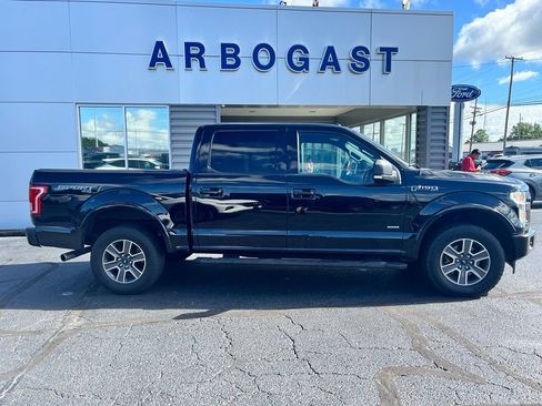 Used 2017 Ford F150 XLT w/ Equipment Group 302A Luxury AWD/4WD image 8