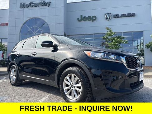 Used 2020 Kia Sorento LX FWD image 1