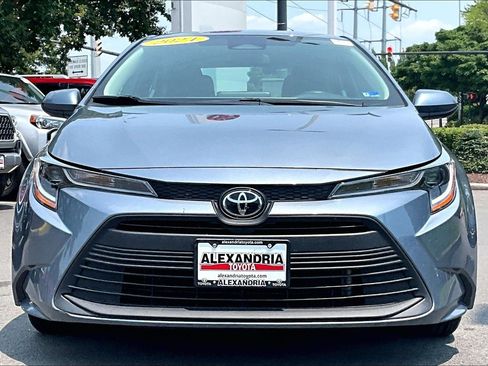 Used 2024 Toyota Corolla LE FWD image 3