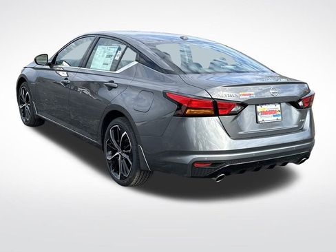 New 2025 Nissan Altima 2.5 SR w/ SR Premium Package image 3