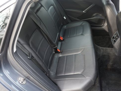 Used 2017 Volkswagen Passat 1.8T SE image 15