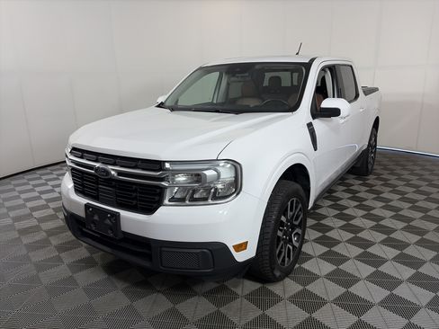 Used 2022 Ford Maverick Lariat w/ Lariat Luxury Package FWD image 2