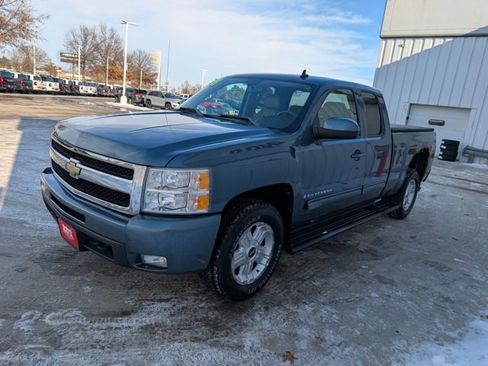 Used 2009 Chevrolet Silverado 1500 LTZ w/ Suspension Package, Off-Road image 29