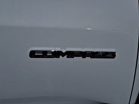 Used 2024 Jeep Compass Limited AWD/4WD image 29