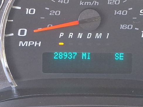 Used 2023 Chevrolet Express 3500 LT w/ LT Preferred Equipment Group image 18