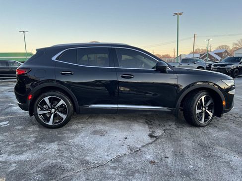 Used 2021 Buick Envision Essence w/ Technology Package I image 3
