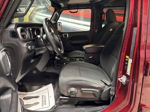 Used 2021 Jeep Wrangler Unlimited Sport image 9