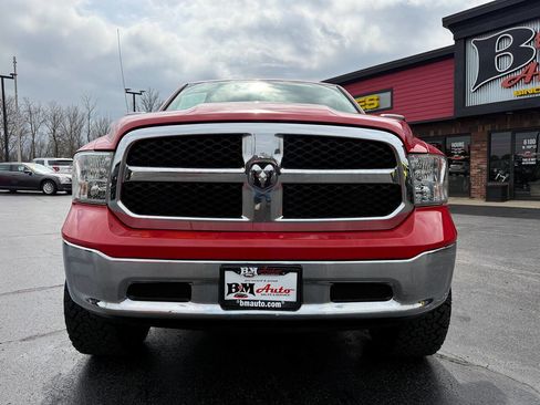 Used 2017 RAM 1500 Classic SLT AWD/4WD image 2