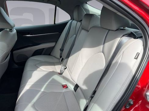 Used 2023 Toyota Camry XLE image 16