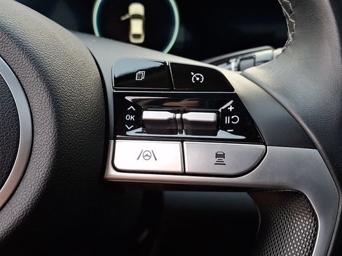Certified 2023 Hyundai Elantra Limited FWD image 26