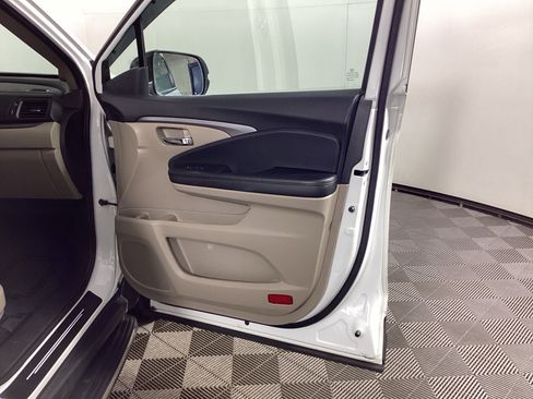 Used 2022 Honda Pilot EX-L image 8