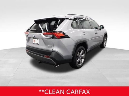 Used 2019 Toyota RAV4 Limited image 9