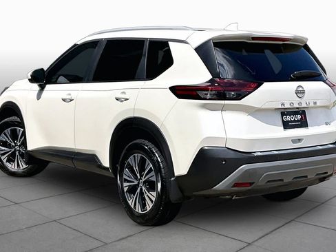 Used 2023 Nissan Rogue SV w/ SV Premium B Package FWD image 12