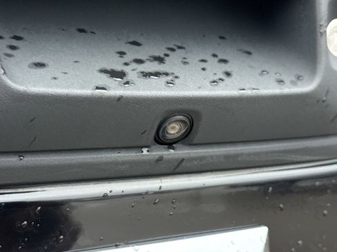 Used 2016 Chevrolet Colorado W/T image 14