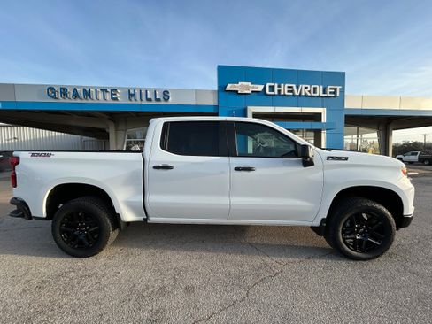 New 2026 Chevrolet Silverado 1500 LT Trail Boss w/ Safety Package image 13