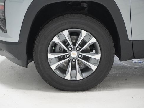 New 2026 Chevrolet Equinox LT FWD image 11