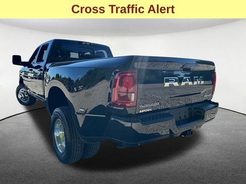 Used 2025 RAM 3500 Limited w/ Towing Technology Group AWD/4WD image 10
