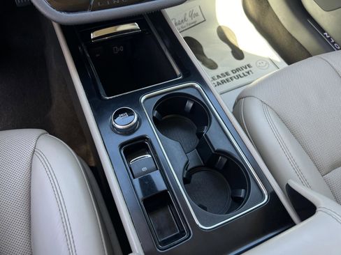 Used 2020 Lincoln Corsair Reserve image 20