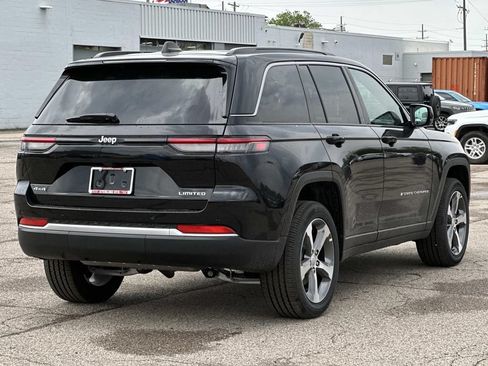 New 2026 Jeep Grand Cherokee Limited AWD/4WD image 3